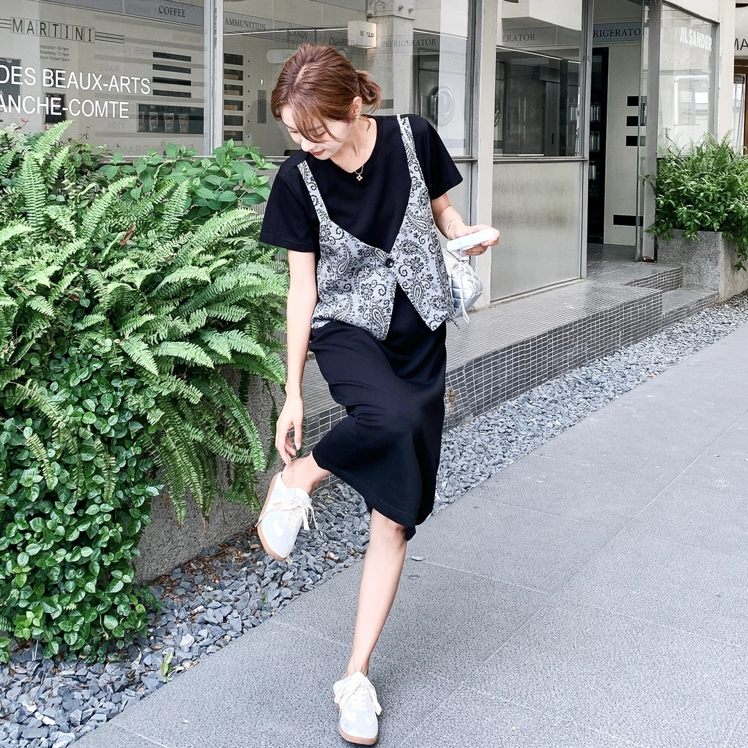 黑色假两件连衣裙女夏2025新款设计感复古印花拼接T恤裙宽松减龄