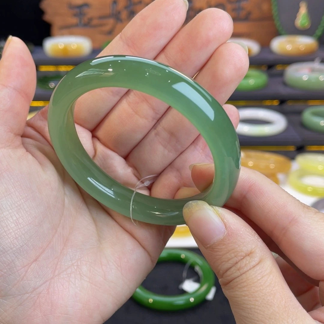 未镶嵌手镯和田玉粉青手镯55