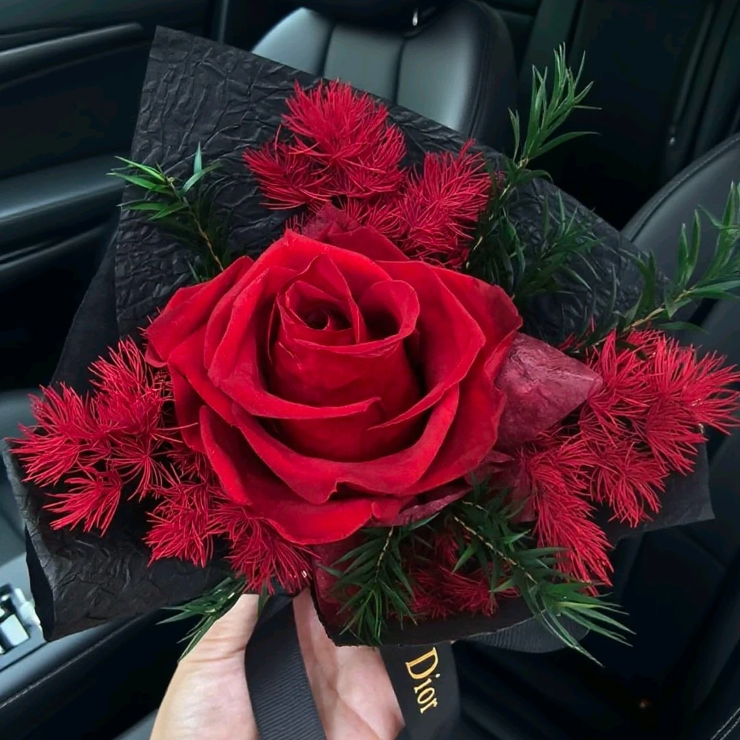 无品牌天然真花永生玫瑰干花花束适合送闺蜜圣诞树女友的礼物