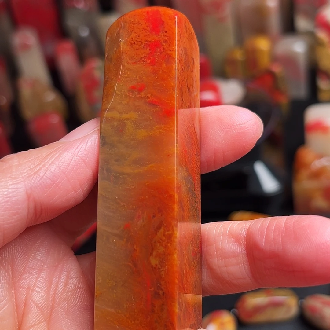 巴林石印石鸡血石方章