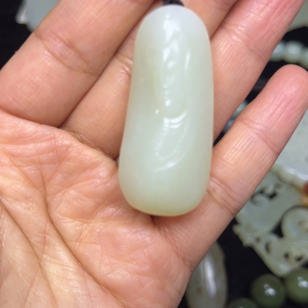 和田玉未镶嵌吊坠(不含链)