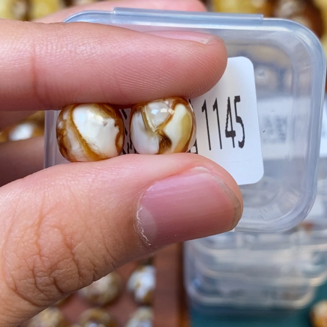 把件猴头核桃沁色圆珠老型1145