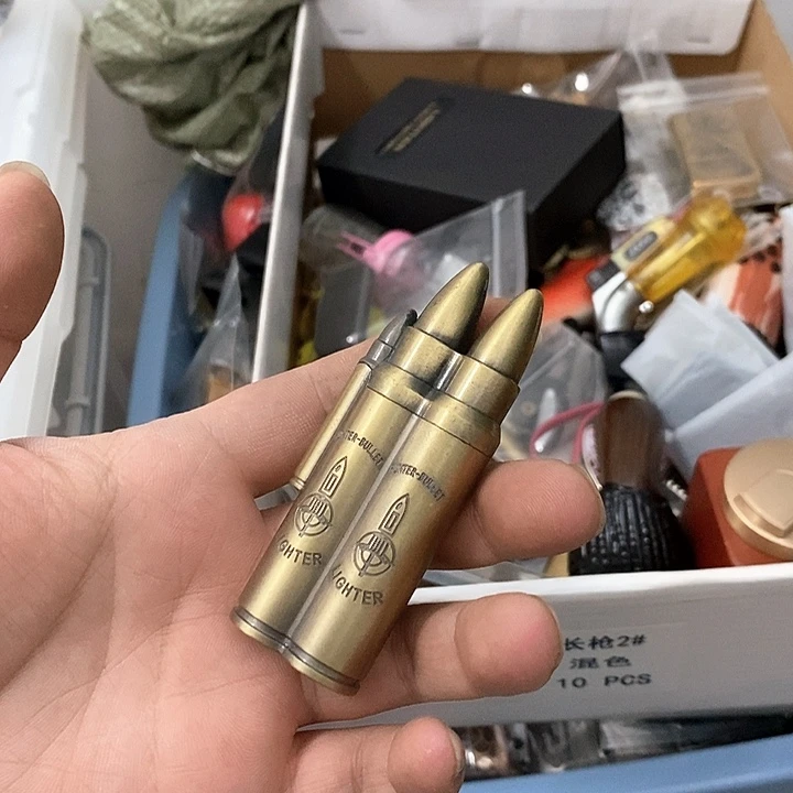 林***爷明铬充气打火机的充气打火机