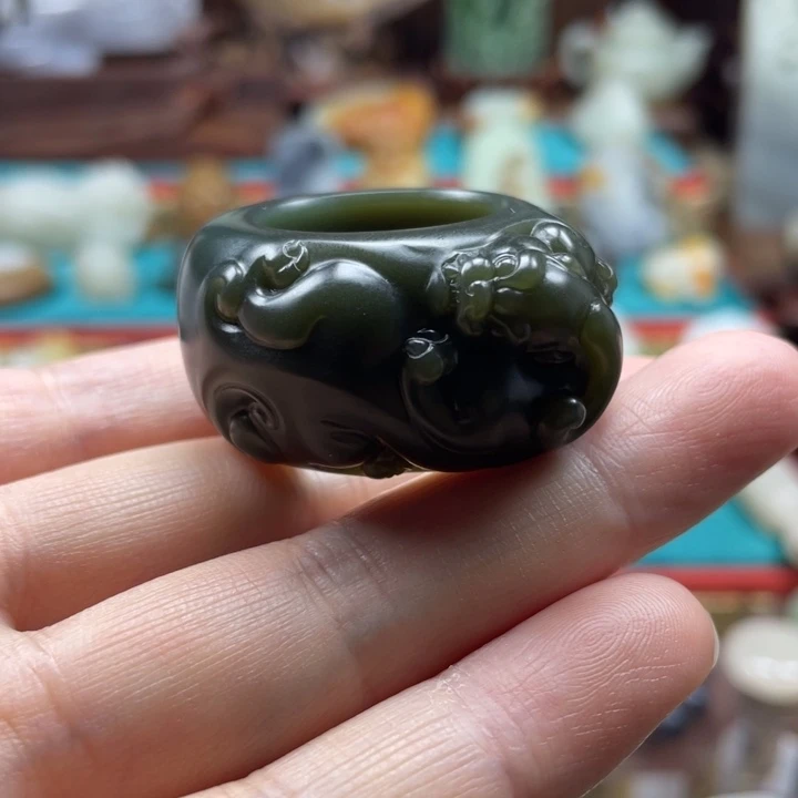 星***压未镶嵌戒指和田玉
