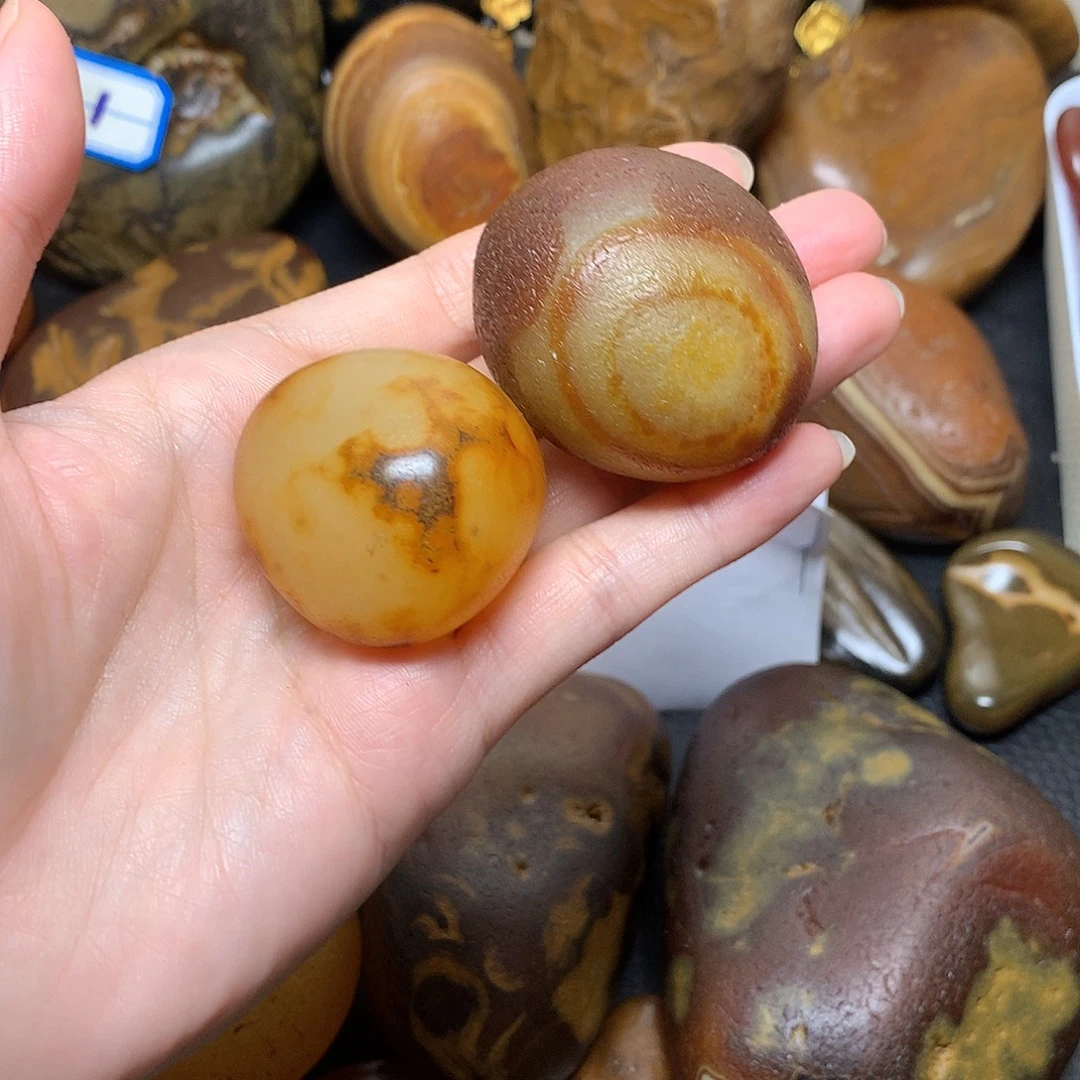玛瑙原石天然手把件
