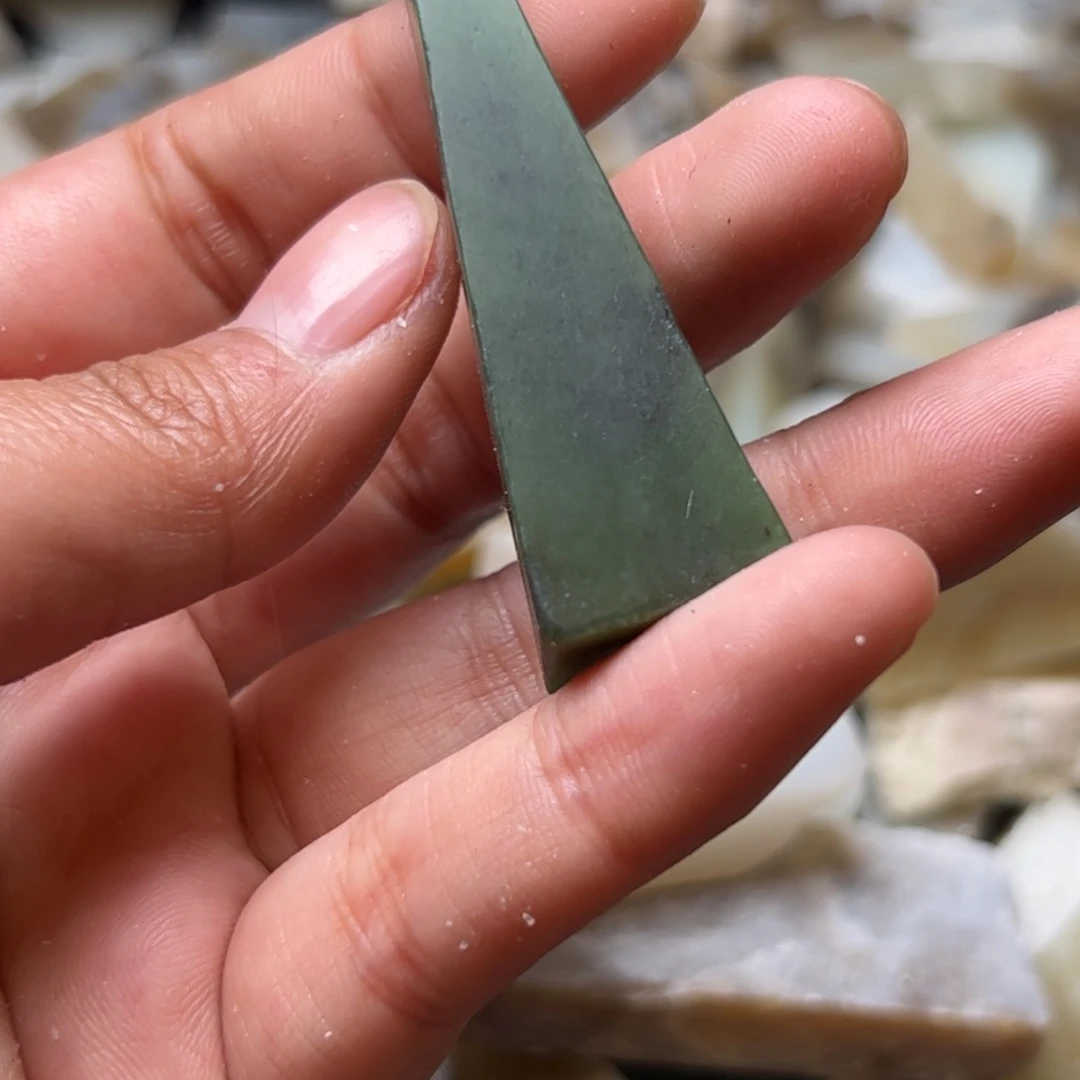 和田玉未镶嵌项链