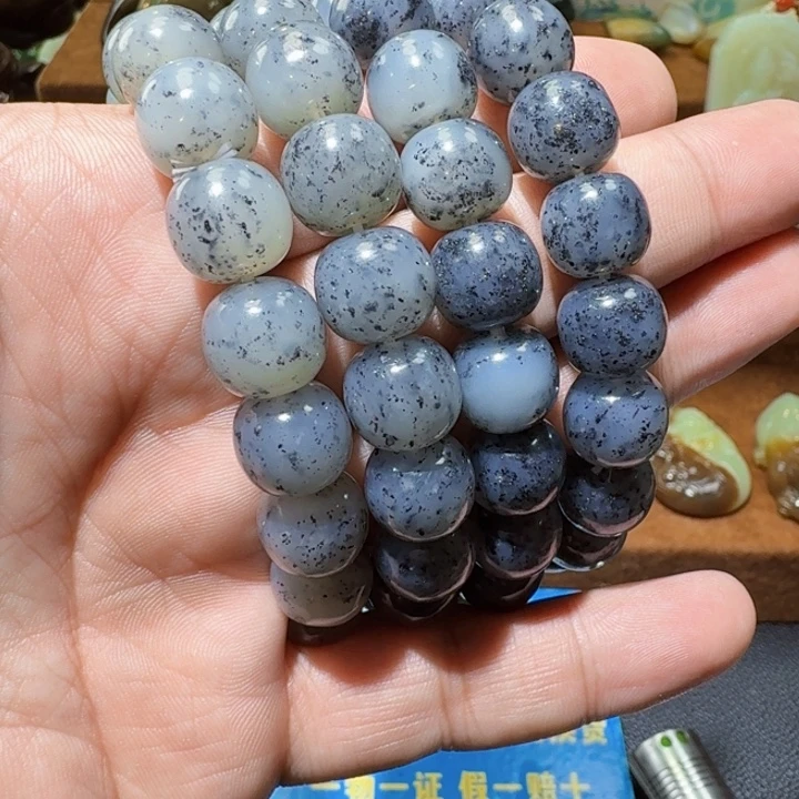 和田玉未镶嵌手链颜色多样性发货拍一发一