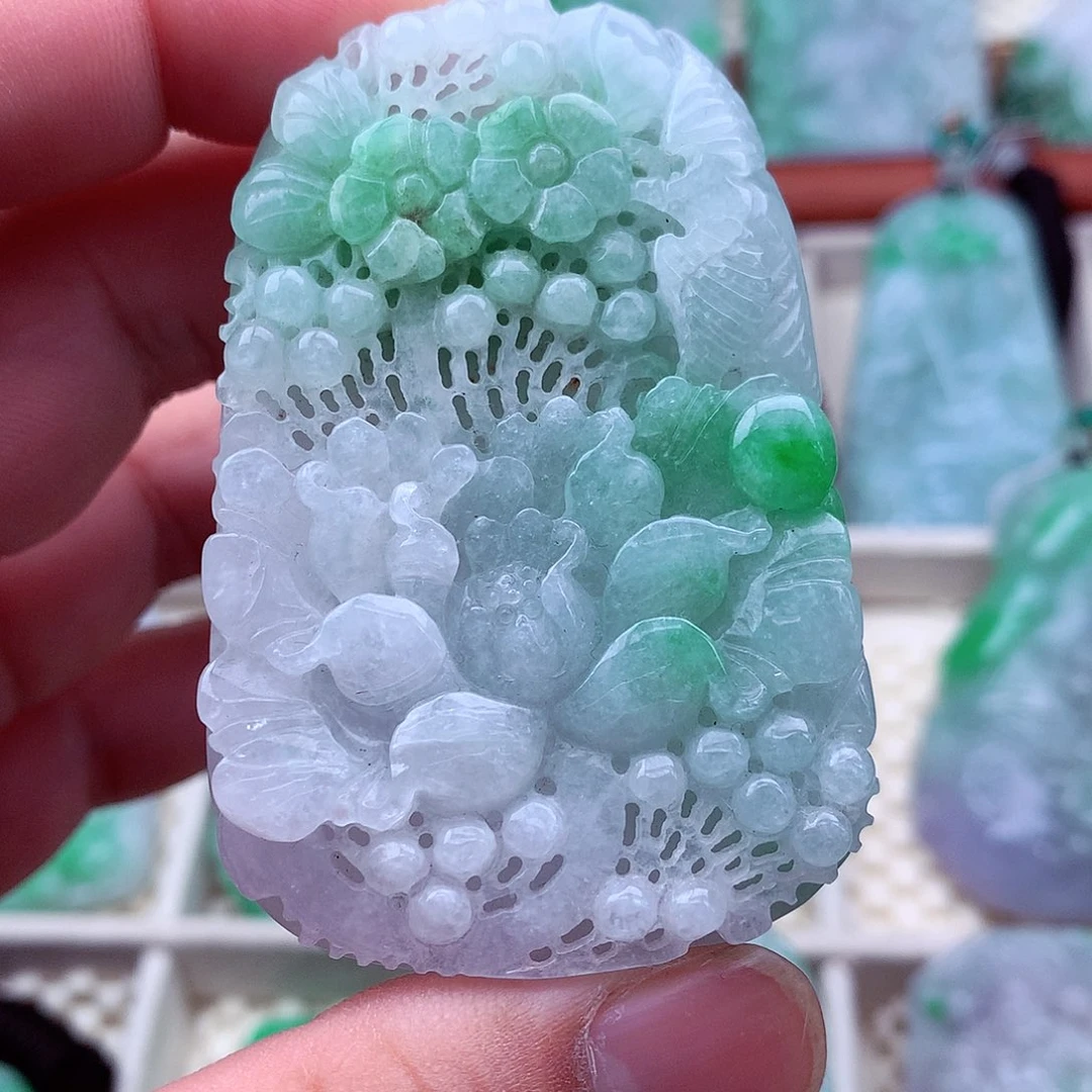 翡翠未镶嵌吊坠(不含链)