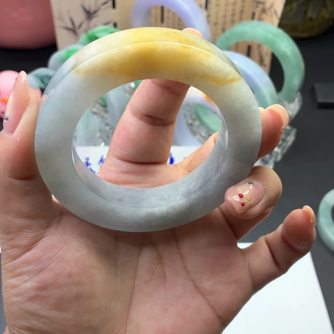 香***徐定制翡翠未镶嵌翡翠手镯