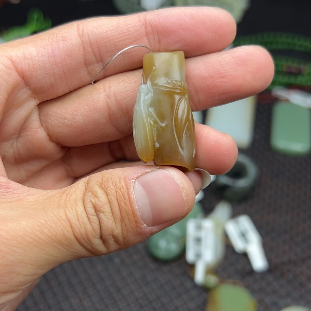 和田玉挂件未镶嵌