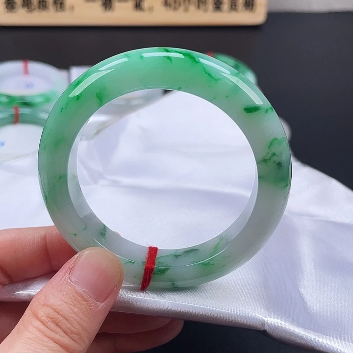 未镶嵌手镯翡翠手镯36