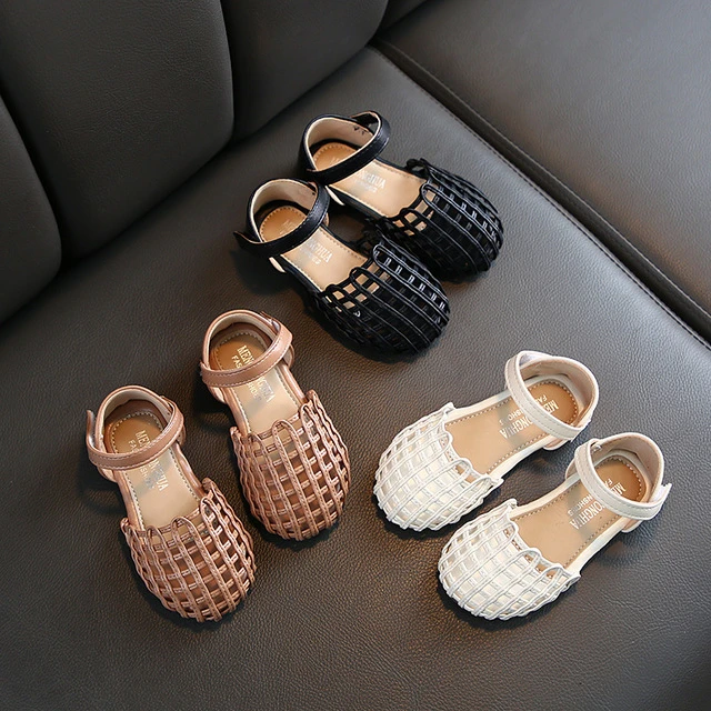 2024女童凉鞋儿童宝宝新款时尚软底小童公主鞋中大童夏天小孩镂空