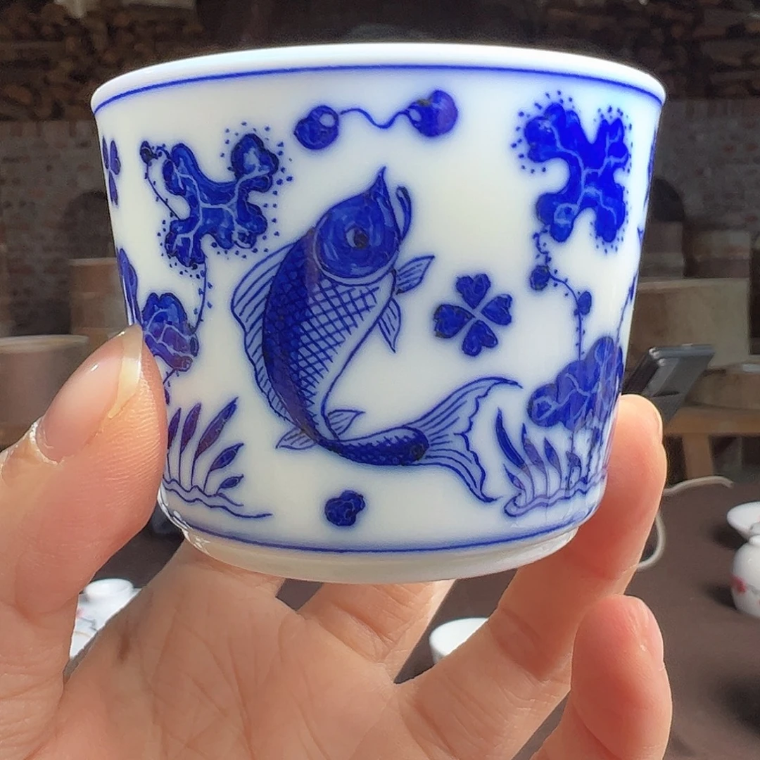 瓷柴窑青花鱼藻纹书卷杯