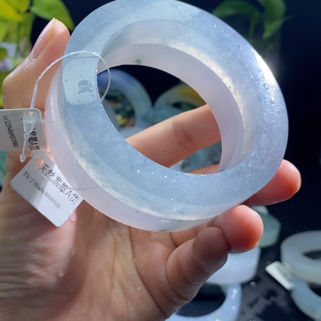 未镶嵌翡翠定制翡翠