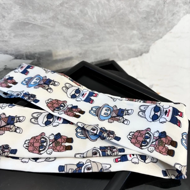 多个拉家丝巾SJ002