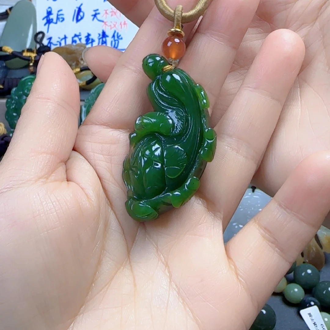 枫***玛瑙/玉髓未镶嵌颈饰