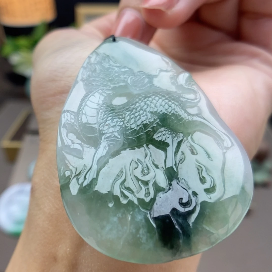 翡翠未镶嵌颈饰吊坠68