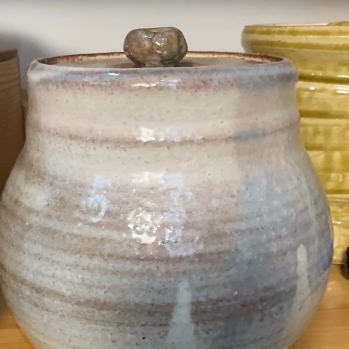 水质的的日式陶瓷一个