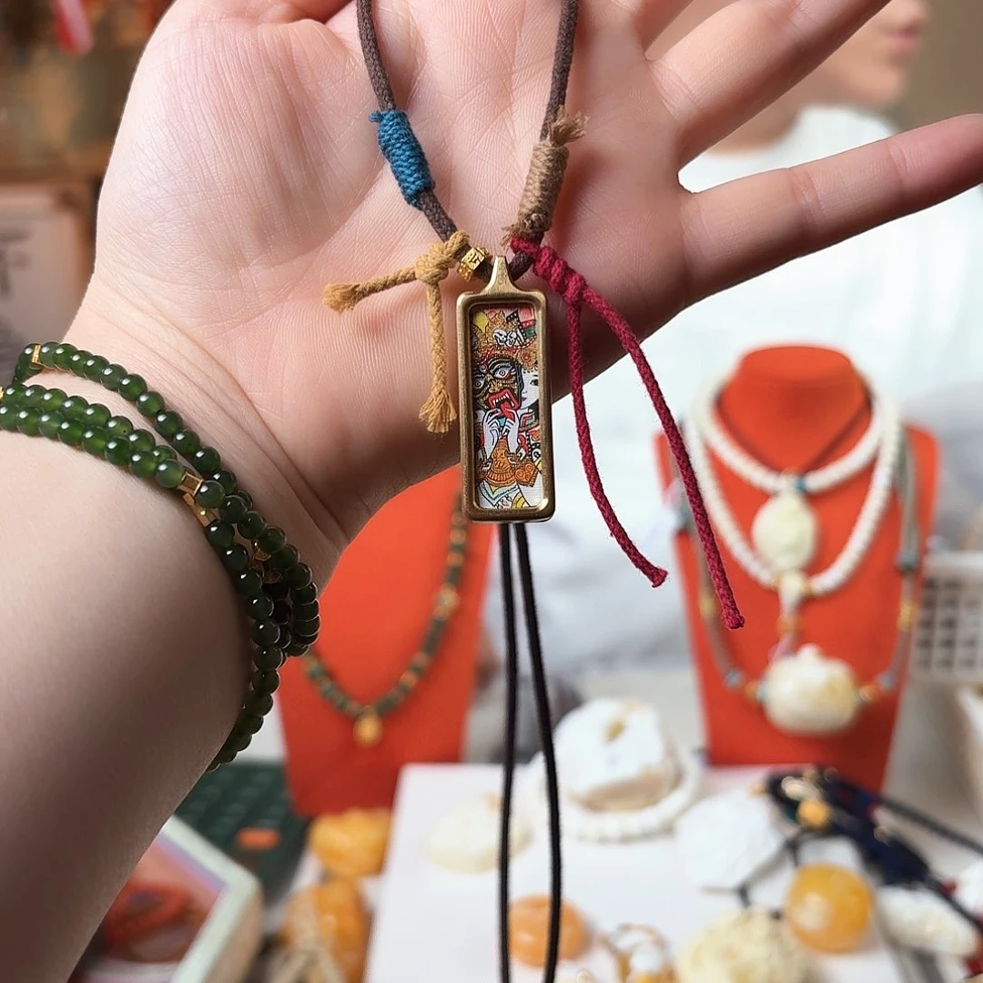 j****?扎基项链项链绳子