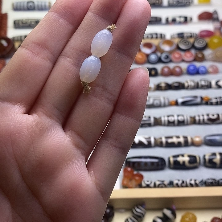 未镶嵌颈饰玛瑙/玉髓
