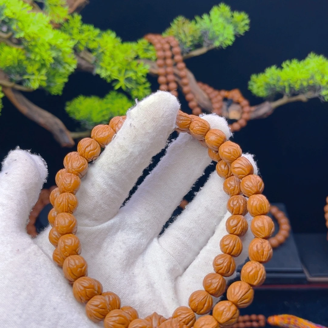 晴****吊坠桃核野生桃核