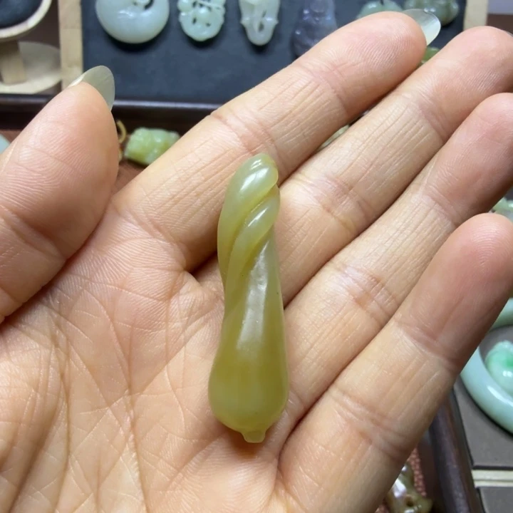 西***山和田玉未镶嵌手链