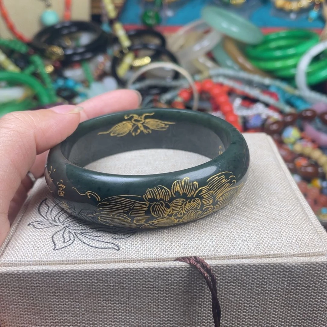 琉璃手工艺品七*?琉璃