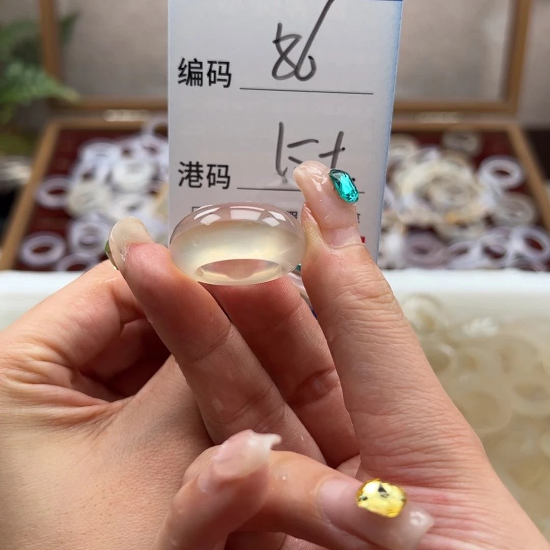 玛瑙/玉髓戒指未镶嵌