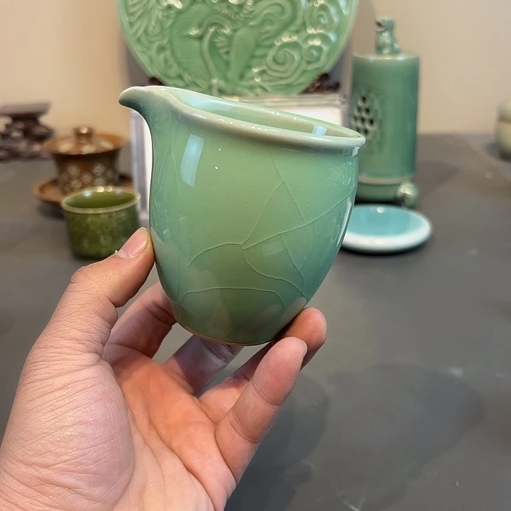 瓷片龙泉青瓷福利青瓷