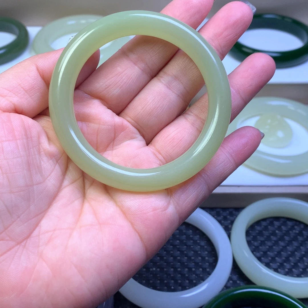 春***姐珐琅非金属新疆田玉55圆条