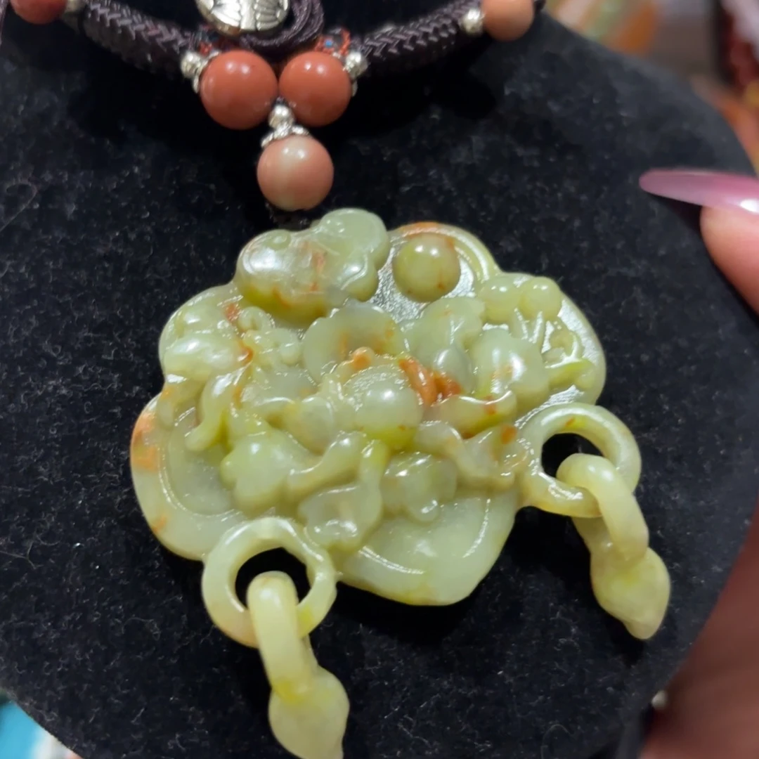 岫岩老玉（透闪石质玉）未镶嵌颈饰5222