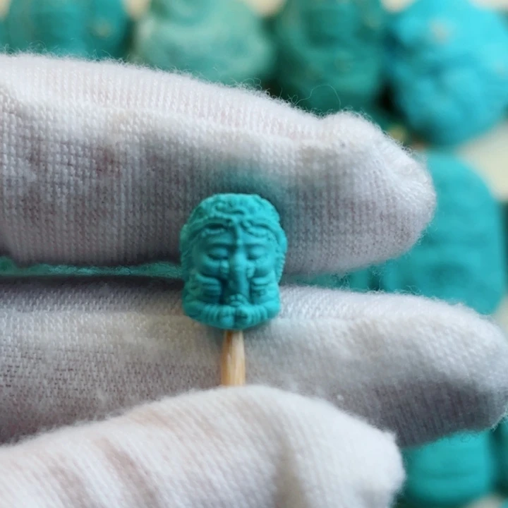 未镶嵌绿松石珠宝奇石