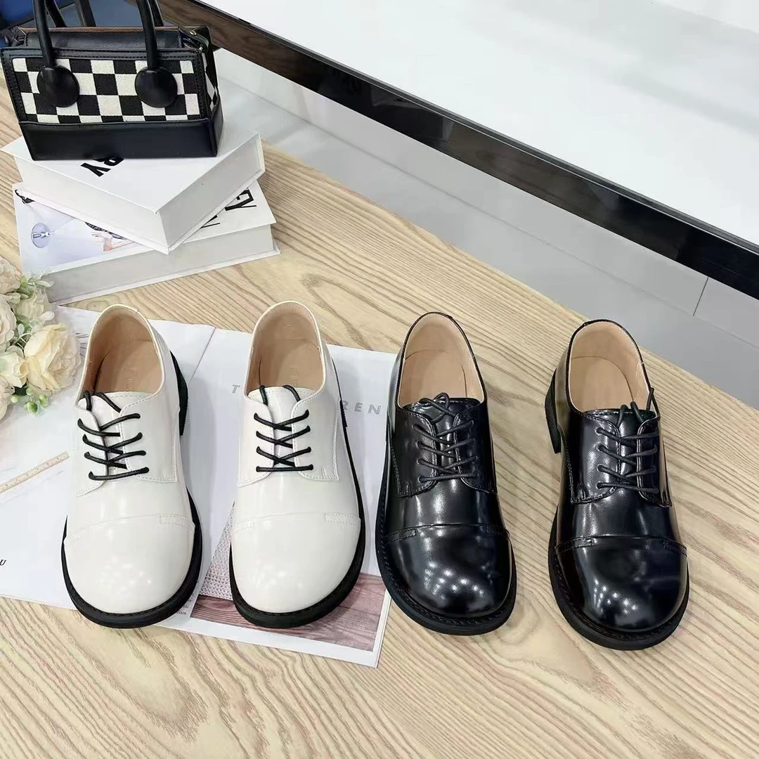 3Y139 新款时尚复古英伦风软底学院厚底乐福鞋