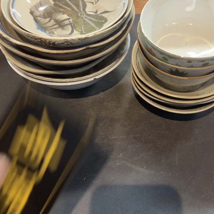 瓷片逸****）拾六家的瓷器瓷器