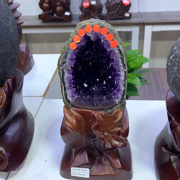 未镶嵌紫晶大型摆件（非配饰）妞妞