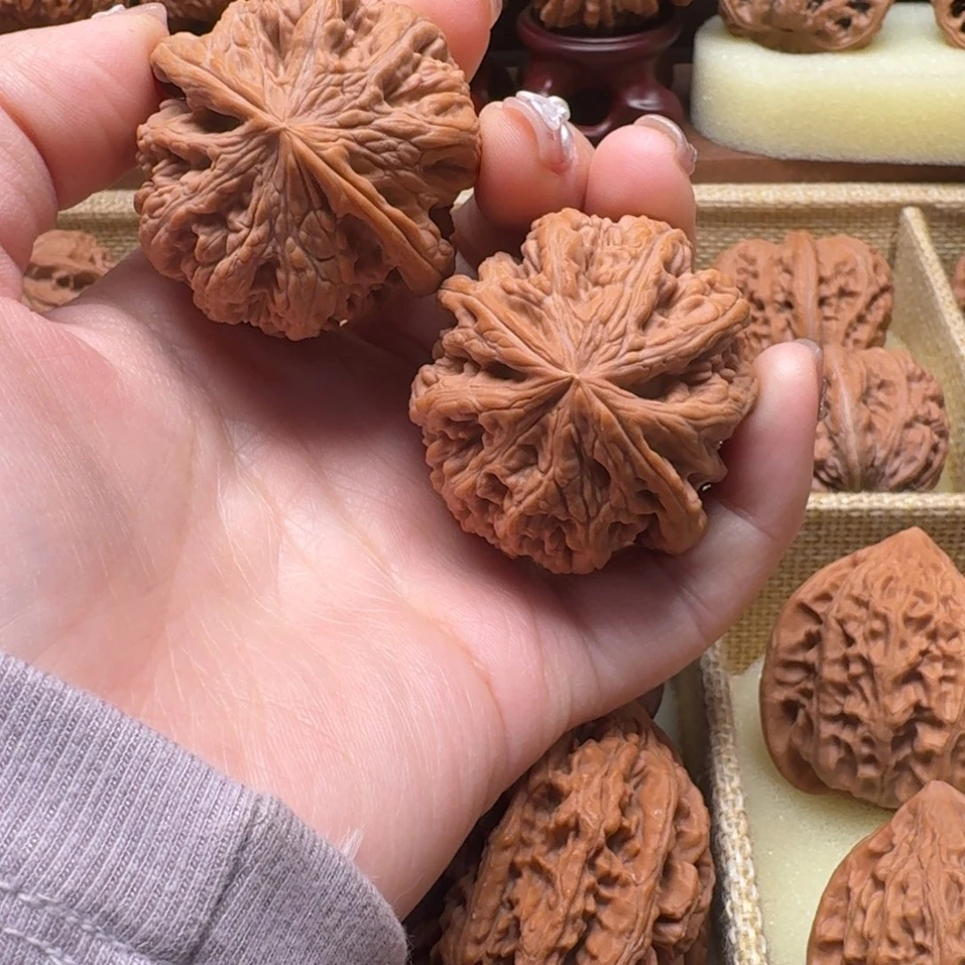 吊坠文玩核桃42粗筋