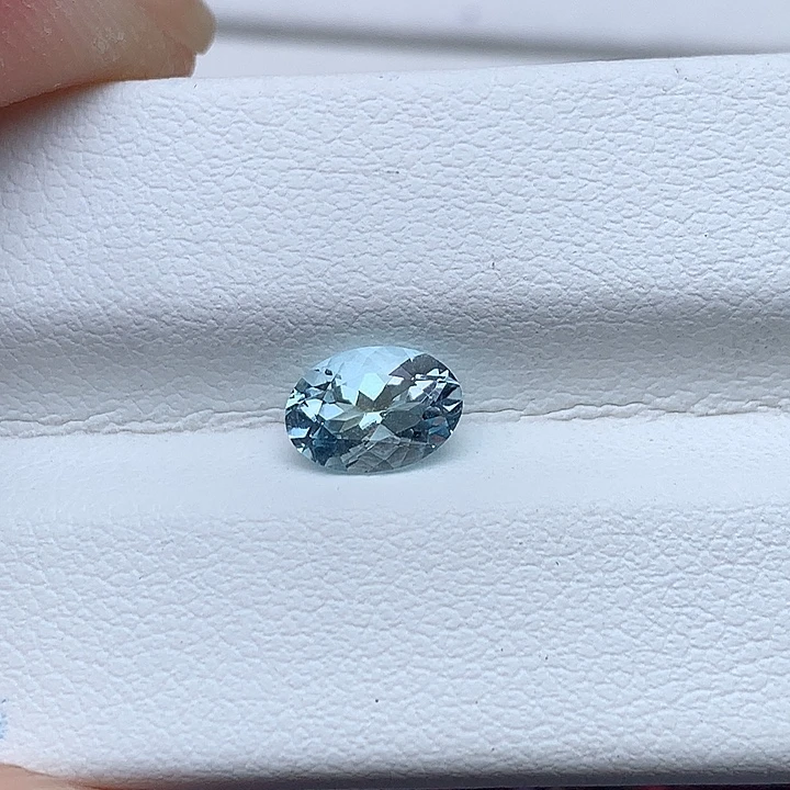 海蓝宝石裸石0.75克拉