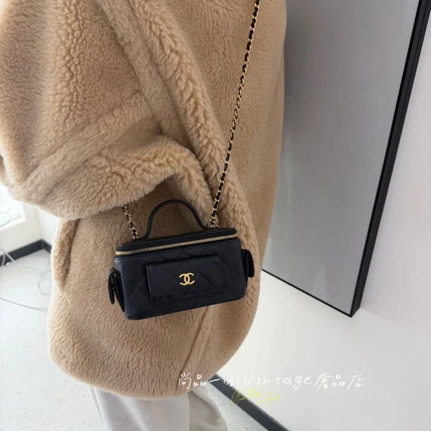 95新 Chanel/香奈儿 尚品一阁/23B Cargo黑金化妆盒子包链条包 G