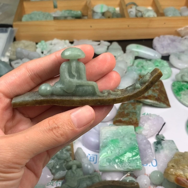 未镶嵌定制翡翠翡翠