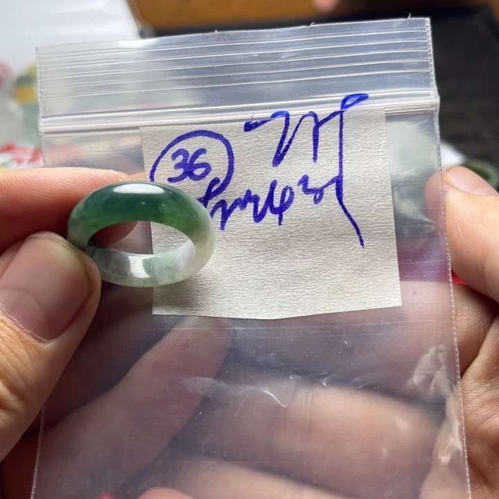 定制翡翠未镶嵌明天