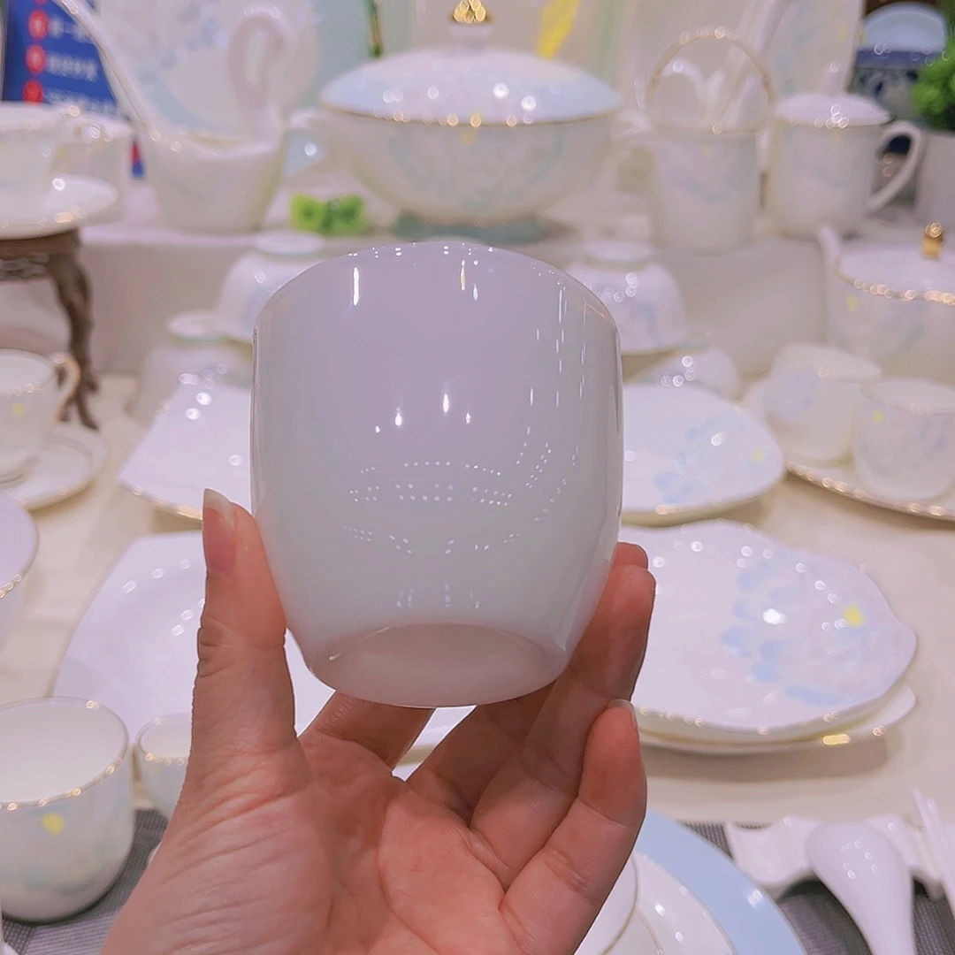 【闪购商品】瓷描金白玉瓷江中杯12个