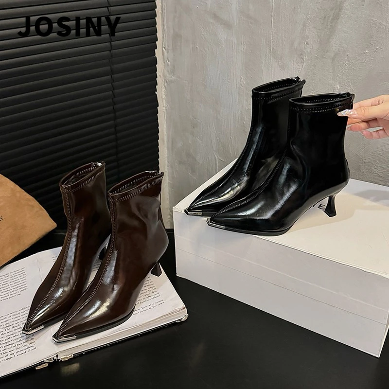 卓诗尼【秋冬爆款】2025秋季新款尖头高跟短靴女欧美时装靴现代简约