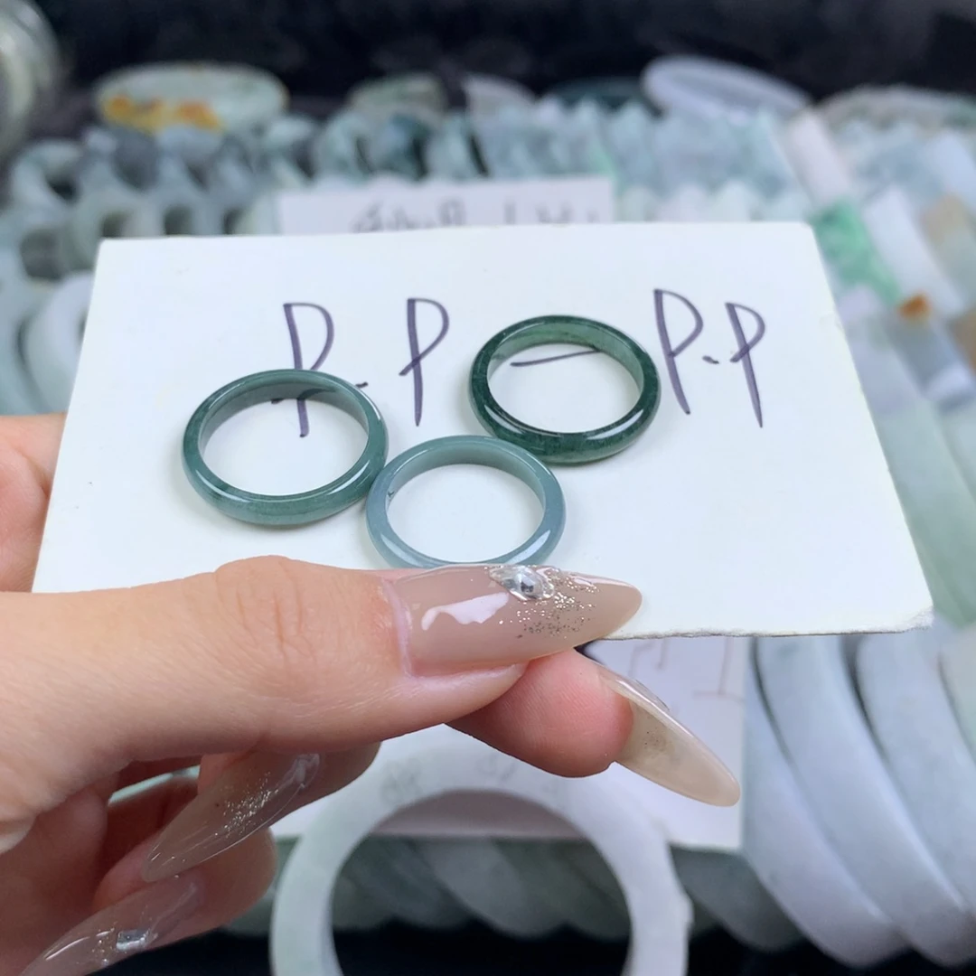 翡翠戒指未镶嵌多样性发一件