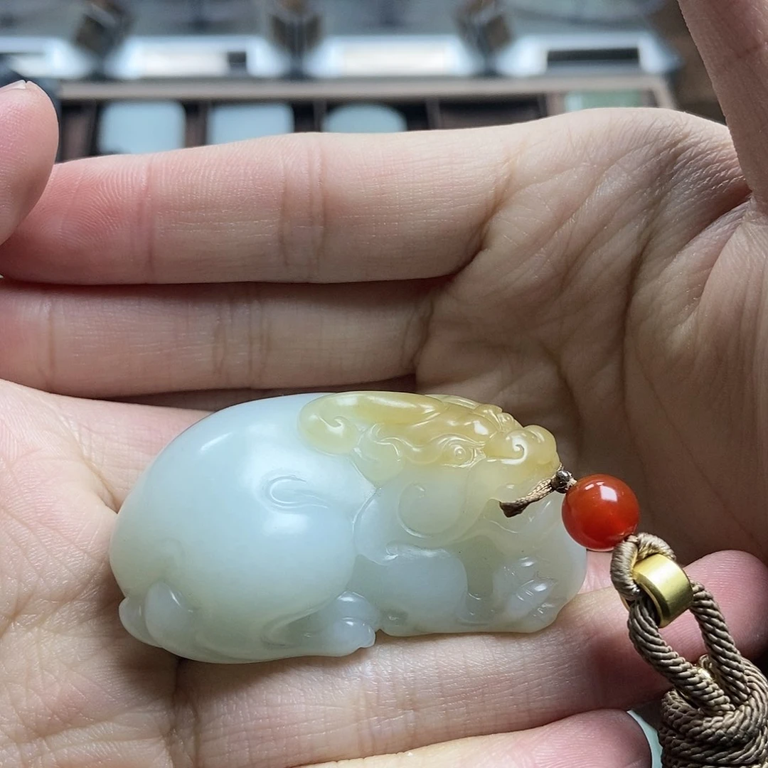 和田玉（糖玉）颈饰未镶嵌