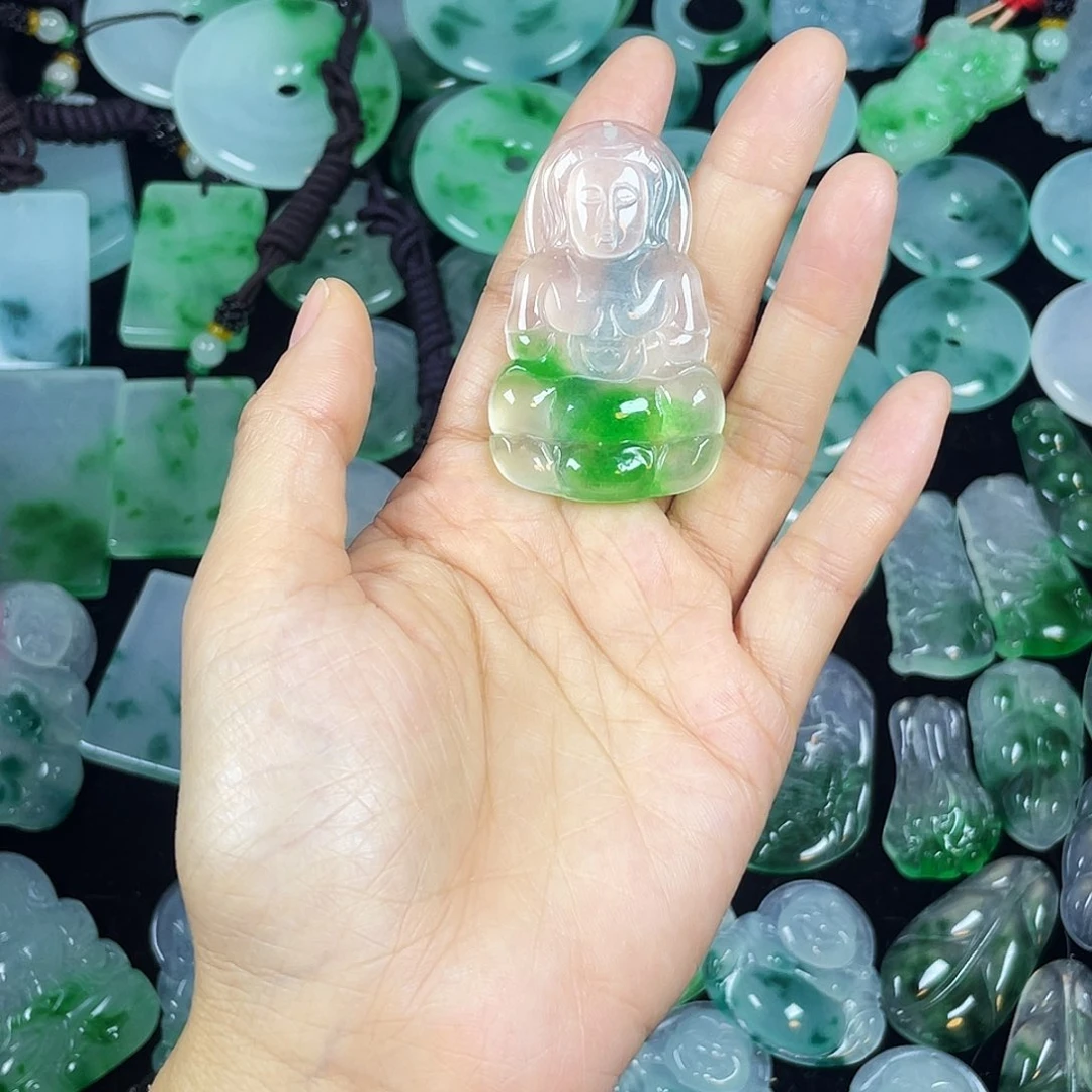 浮***云翡翠未镶嵌颈饰吊坠
