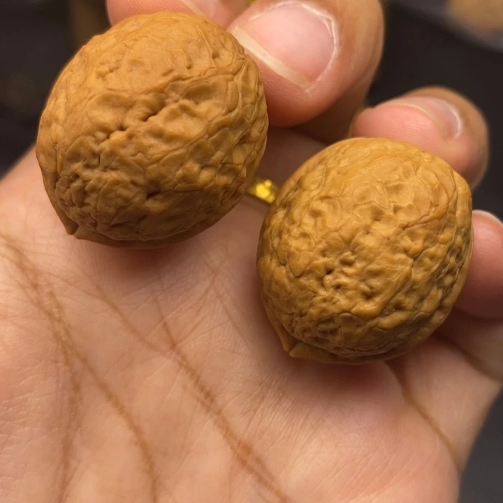 把件文玩核桃30尺鸽子蛋