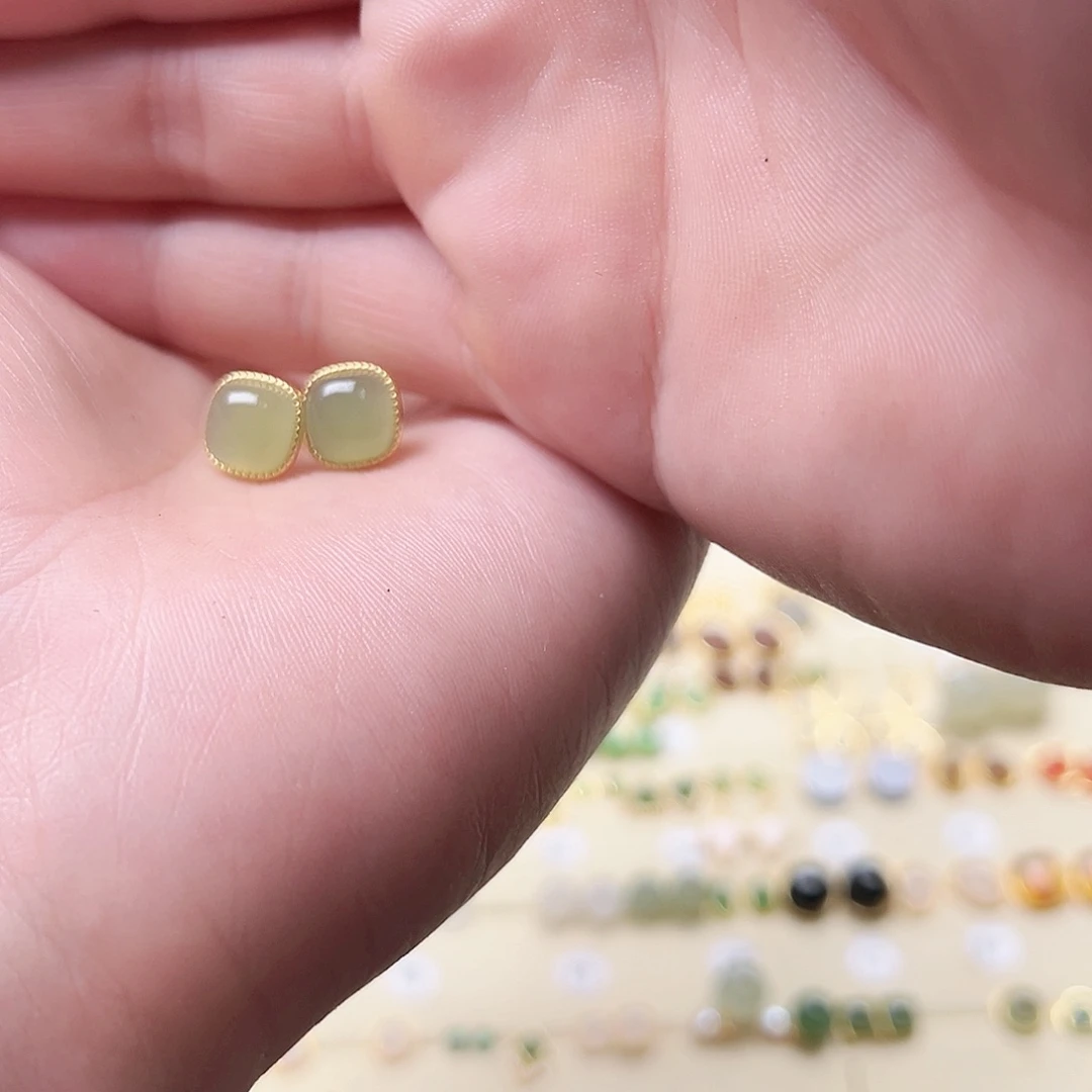 和田玉银S925镶嵌耳饰