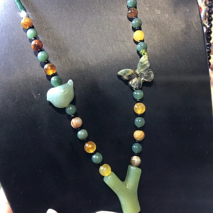 岫玉未镶嵌岫玉挂件