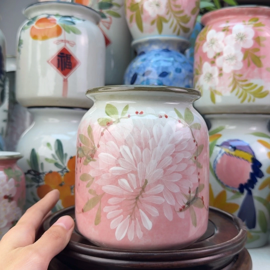 景德镇纯手绘陶瓷花瓶