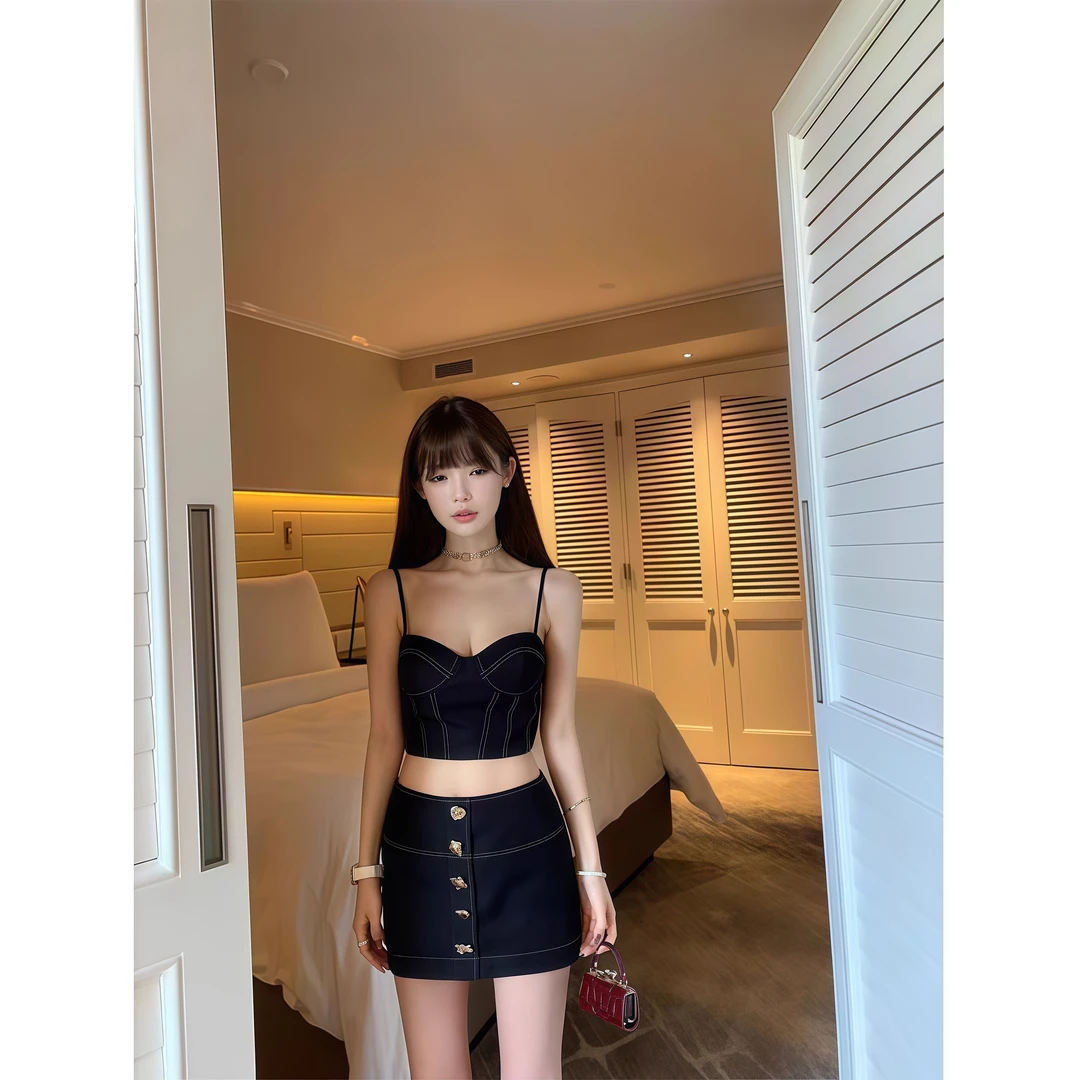 小众设计感辣妹收腰吊带女2025夏季新款高腰休闲阔腿牛仔裤两件套